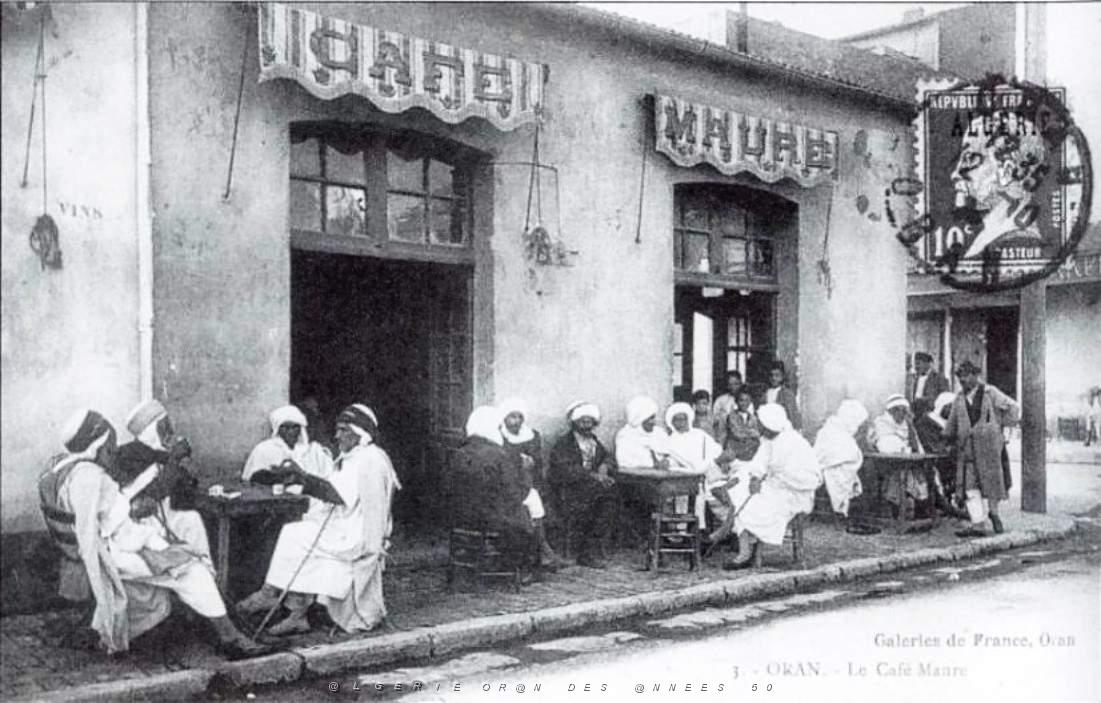 CA a- 049- Village negre.jpg